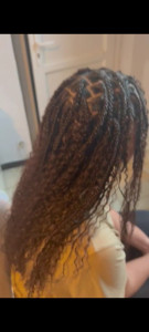 Photo de galerie - Tresse et entretien des cheveux à domicile