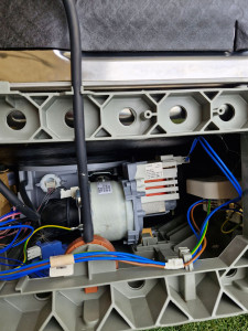 Photo de galerie - Lave vaisselle 