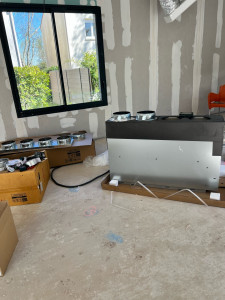 Photo de galerie - Assemblage et fixation des plénums à Pessac  sur extension 