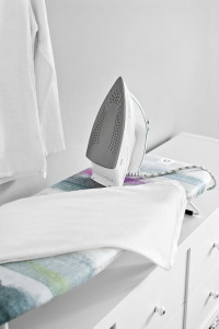 Photo de galerie - Je vous propose mon aide pour le repassage T-shirt, pantalon, chemise, linge de lit & toilette.