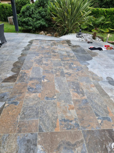 Photo de galerie - Rattrapage de carreaux casser sur terrasse exterieur