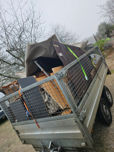 Photo de galerie - Évacuation d'encombrants en déchetterie 