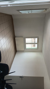 Photo de galerie - Rattrapage des murs après intervention d'un 1er peintre.