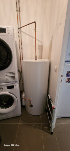 Photo de galerie - Remplacement d'un chauffe eau plus petit fournis par le client 
