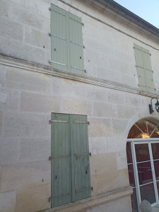 Photo de galerie - Rénovation volets ( Avant Après - Etage Rez de chaussé )