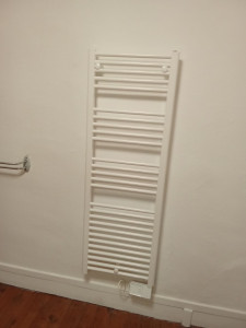 Photo de galerie - Pose d'un radiateur électrique 