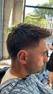 Photo de galerie - Photo de mon travail de coiffeur homme : coupe, barbe et styles modernes.