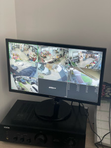 Photo de galerie - Installation de cameras.