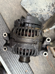 Photo de galerie - Presse de mécanicien