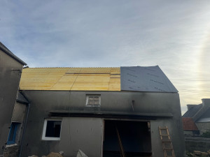 Photo de galerie - Travaux de rénovation de toiture charpente, tuiles Ardoise
