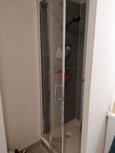 Photo de galerie - Porte de douche