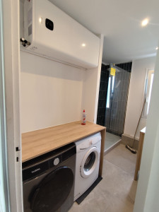 Photo de galerie - Pose des éléments sanitaires