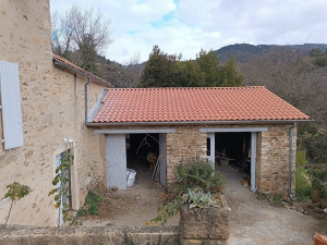 Photo de galerie - Rénovation de couverture en tuile terre cuite + zinguerie