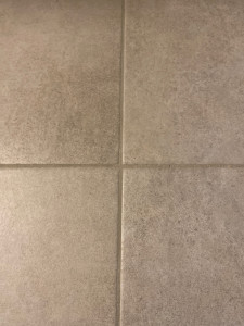 Photo de galerie - Joint de carrelage nettoyer