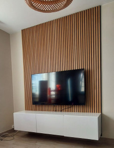 Photo de galerie - Fixation du meuble télé 