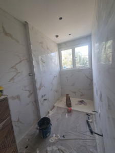 Photo de galerie - Rénovation douche toilette et carrelage
Client et satisfait 