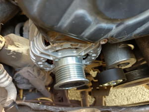 Photo de galerie - Montage d'un alternateur 