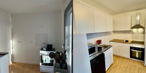 Photo de galerie - Montage d’une cuisine 