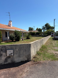 Photo de galerie - Haie entièrement supprimée sur 75 mètres linéaires