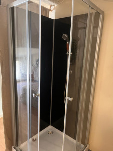 Photo de galerie - Nettoyage, salle de bain