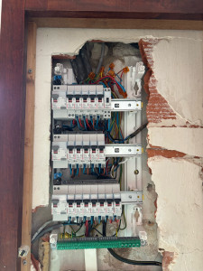 Photo de galerie - Remplacement d’un tableau électrique 