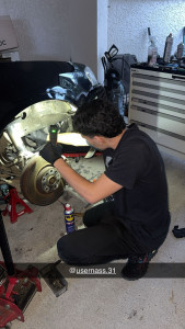 Photo de galerie - Remplacement de la courroie de distribution sur cette PASSAT B6