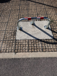 Photo de galerie - Pose barrière de parking 
