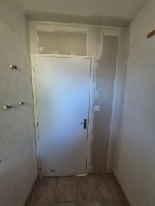 Photo de galerie - Cloison 72/48 avec pose de bloc porte de 83