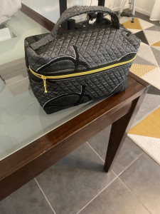 Photo de galerie - Trousse fait main 