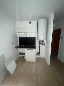 Photo de galerie - Installation ballon, meuble, mitigeur, évac et nourrice