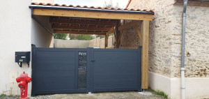 Photo de galerie - Pose portail aluminium 