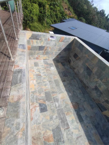 Photo de galerie - Réalisation d’une piscine semi dans le vide