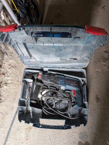 Photo de galerie - Perforateur BOSCH pro