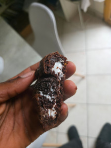 Photo de galerie - Cookie cacao, oreo, guimauve et fleur de sel