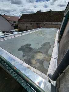 Photo de galerie - Couverture étanchéité ardoise bitume 