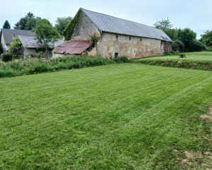 Photo de galerie - Tonte après travaux de semis