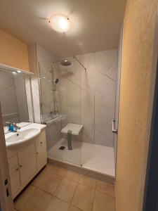 Photo de galerie - Douche + panneaux muraux 