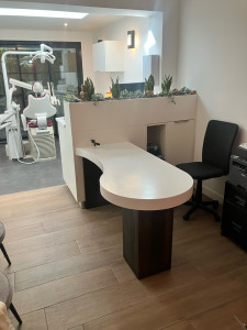 Photo de galerie - Bureau sur mesure, laqué !