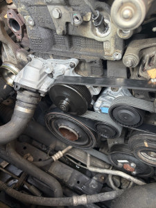 Photo de galerie - Remplacement pompe à eau BMW X1