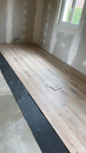 Photo de galerie - Posé placot électrique parquet 