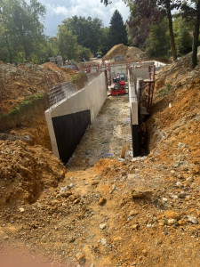 Photo de galerie - Nous avons creusé à 4 mètres de profondeur et réalisé les murs ainsi que la toiture d’un garage enterré de 30 places