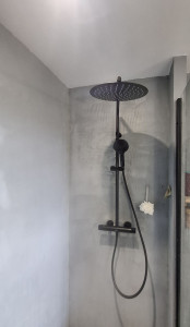 Photo de galerie - Démonter une ancienne colonne de douche et installer une nouvelle colonne,