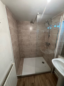 Photo de galerie - Douche pmr 