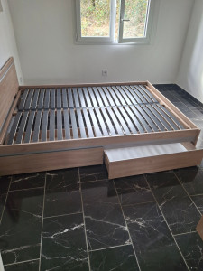 Photo de galerie - Montage lit + tiroir