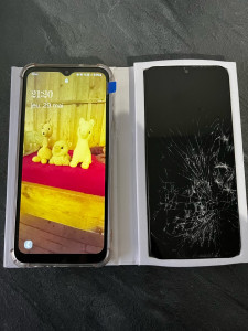 Photo de galerie - Changement de bloc écran sur Samsung galaxy A14