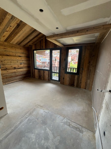 Photo de galerie - Rénovation - habillage lambris vieux bois 