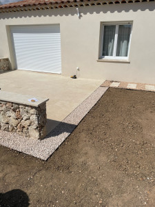 Photo de galerie - Création bordure de terrasse en gravier 