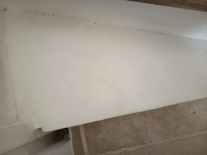 Photo de galerie - Marche d escalier en bois 
Avant 