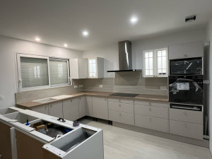 Photo de galerie - Bricolage et multi services