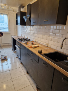 Photo de galerie - Pose de cuisine